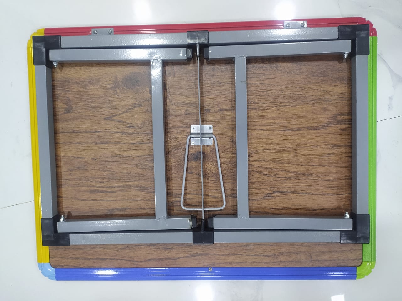 Multi-purpose folding study table detail 10